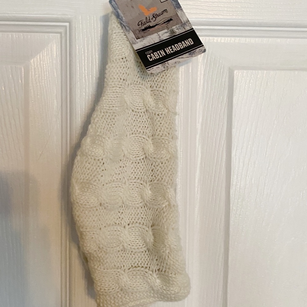 Dick’s Sporting goods field and stream headwear